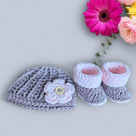 Baby Girl Crochet Beanie/Bootie Set